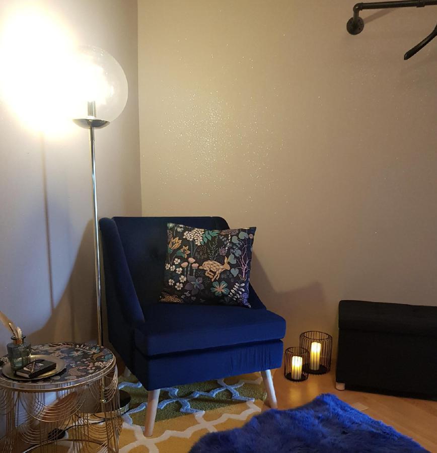 Your Little Sparkle Room "For Woman Only !" Виена Екстериор снимка